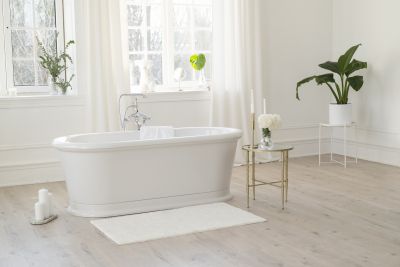 Elegant Bathtub Finish
